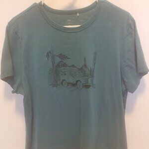 Women's t-shirt, size XL